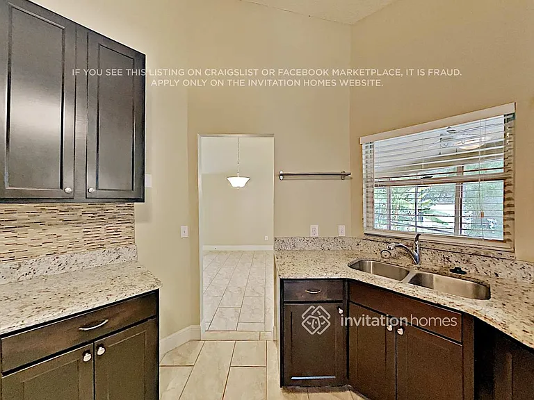 641 Ridgewood St — Photo 11