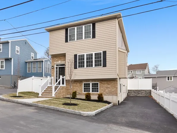 35 Liberty Ave, Revere, MA 02151