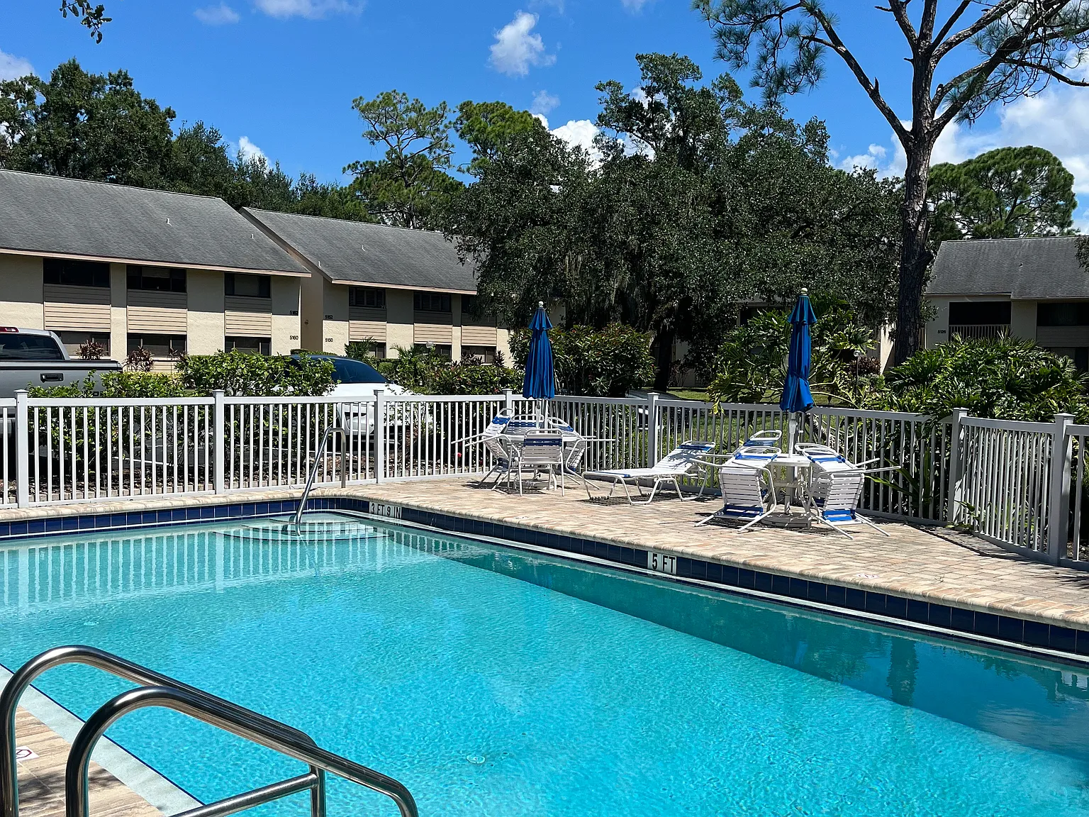2 bed, 1054 sqft, $1,695 — Photo 1