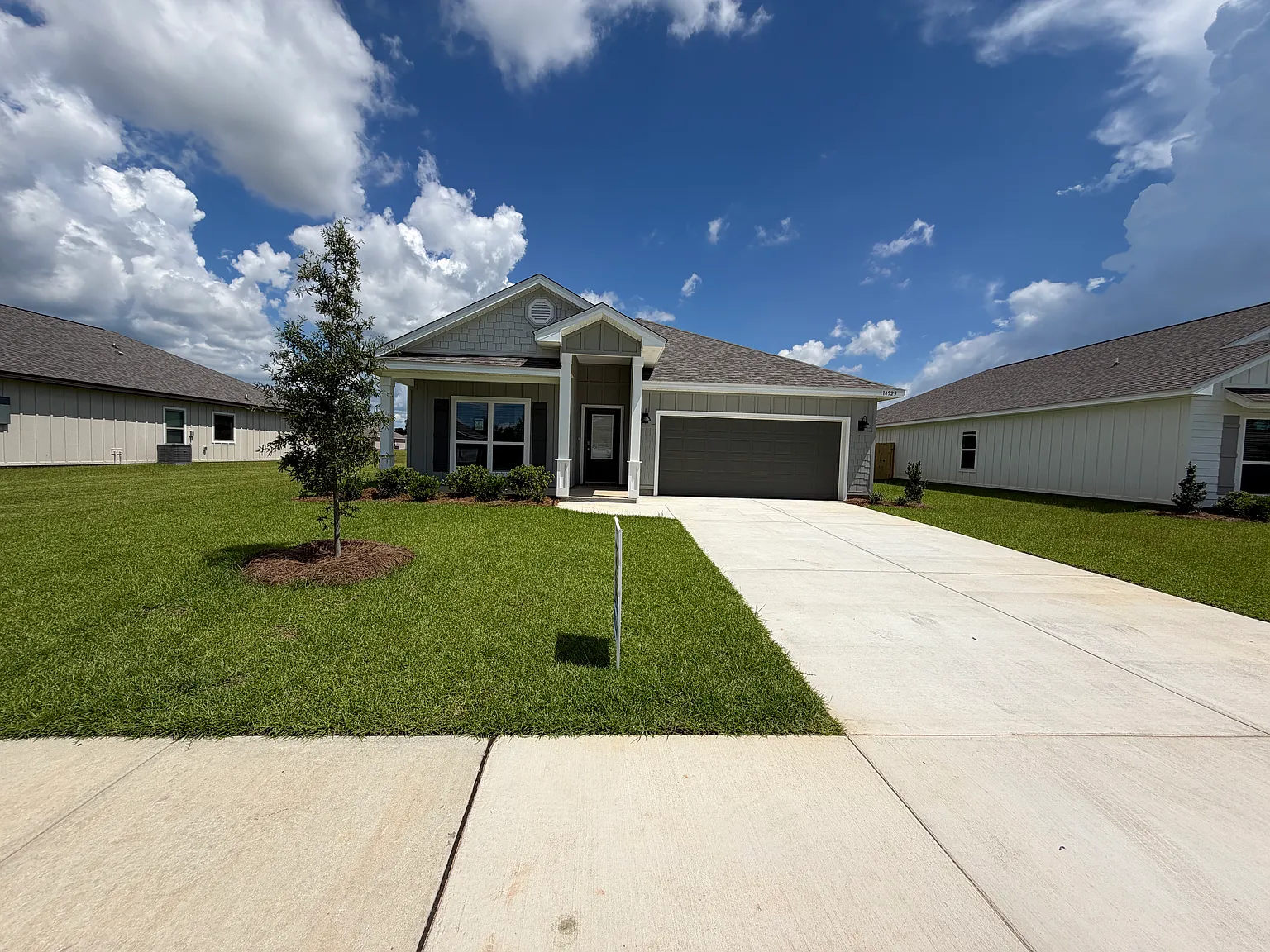 4 bed, 2031 sqft, $2,400 — Photo 1