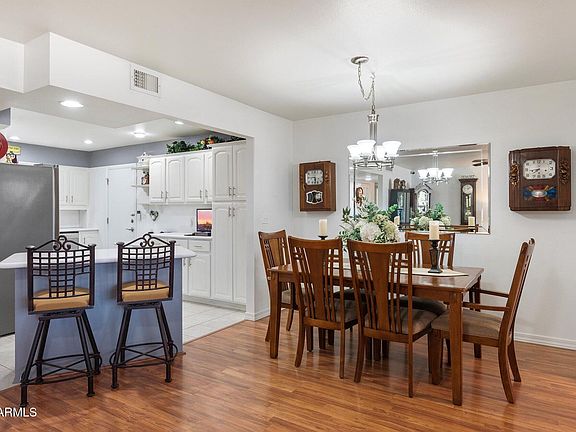 5th image of 10531 W PRAIRIE HILLS Circle