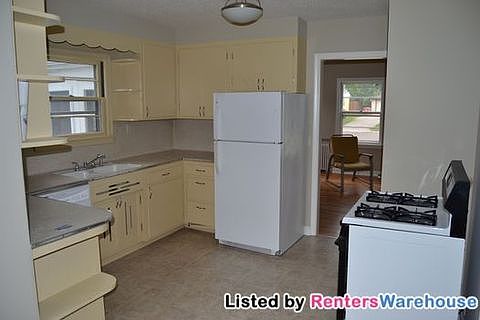 2nd image of 7021 Park Ave S