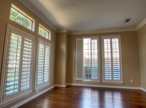 4th image of 4706 Morning Glory Way