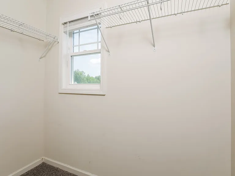 377 Crawford Pkwy — Photo 13