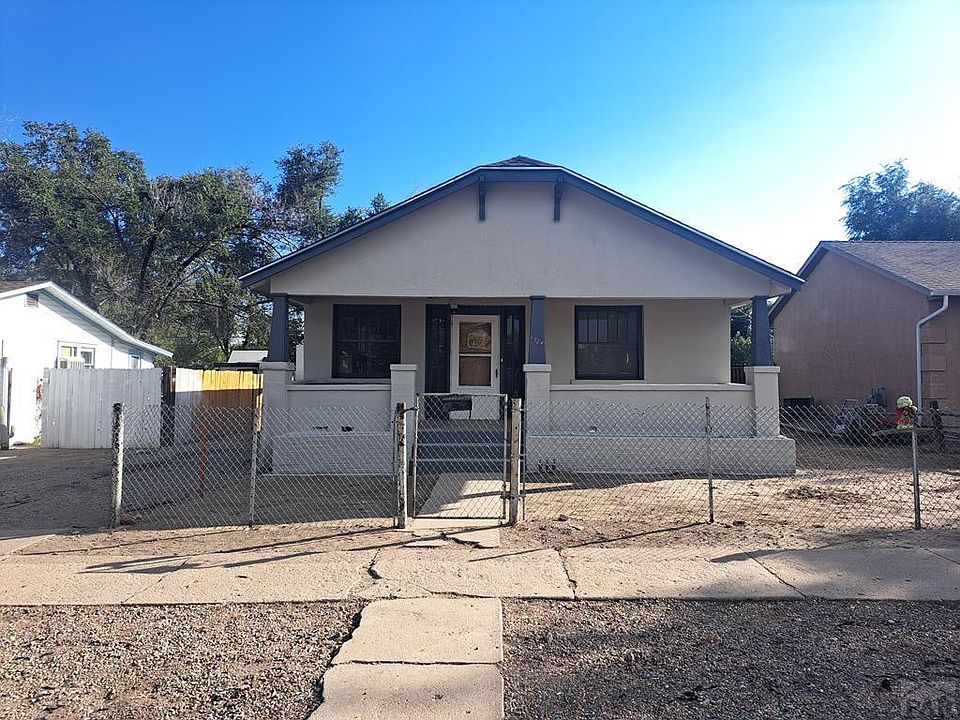 1st image of 1924 E 9th St