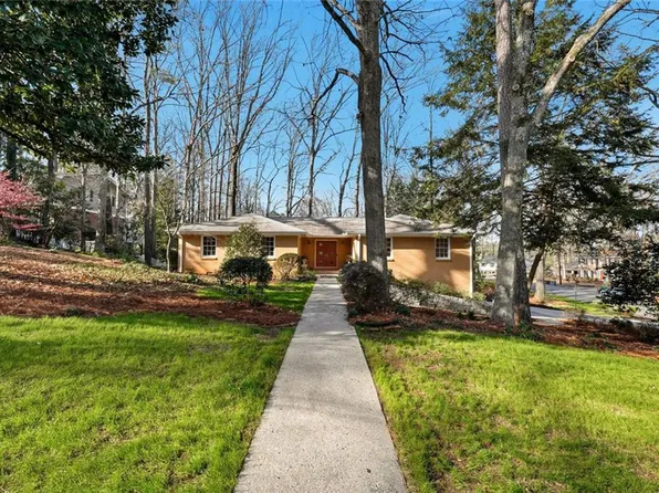 3642 Castaway Ct, Atlanta, GA 30341