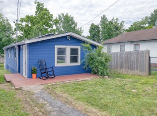 2261 Oakley Pl, Lake View, NY 14085