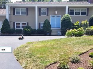 350 Ives Rd, Warwick, RI 02818