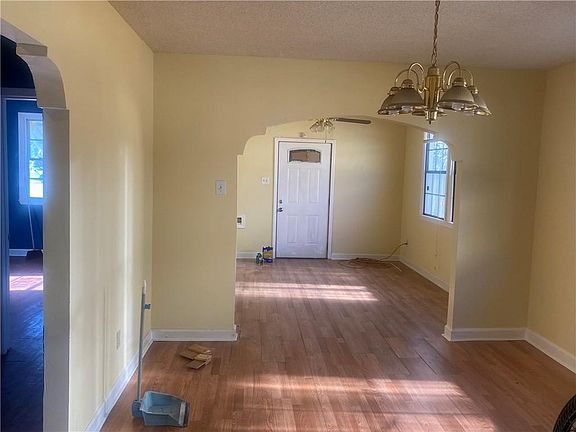 5th image of 2533 Eads St