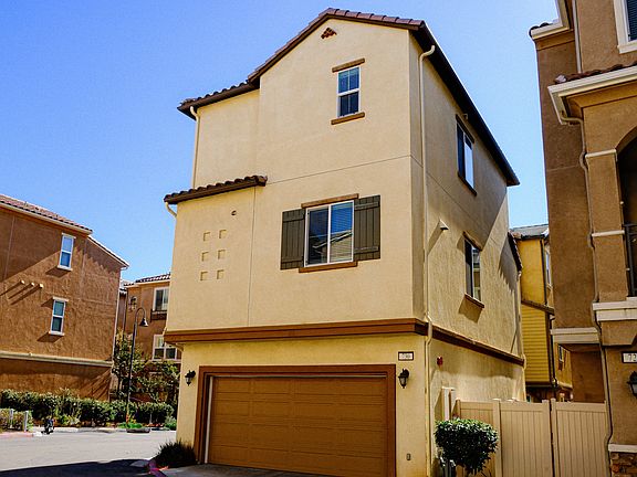 5th image of 730 Ash Ln