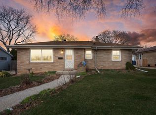 932 Ohio St, Racine, WI 53405