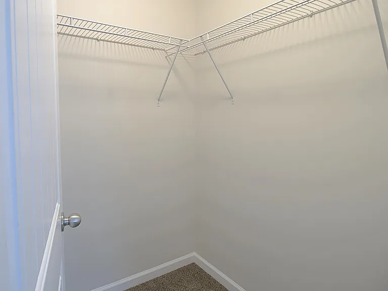 38 Griffin Rd — Photo 25