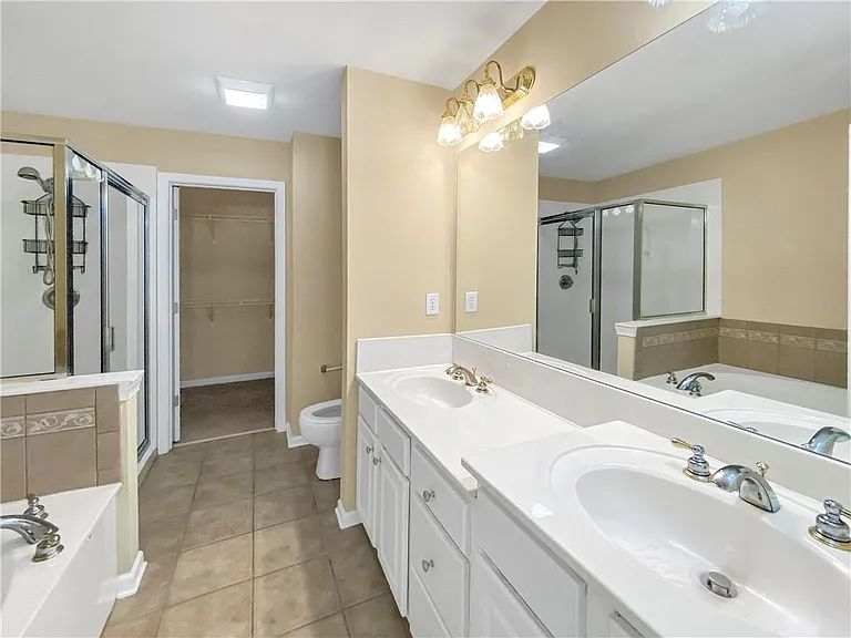 2511 Gadsen Walk — Photo 27
