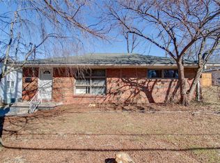 1006 Danforth St, Alton, IL 62002