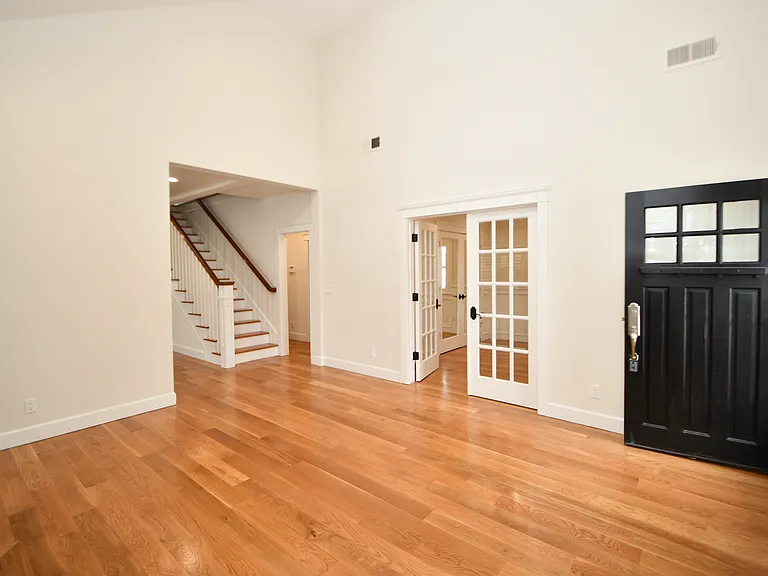 409 S Gertruda Ave — Photo 30
