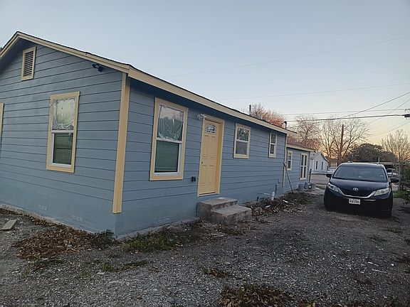 4th image of 509 S San Felipe Ave #1