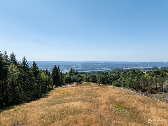 2nd image of 124 Hood View Drive