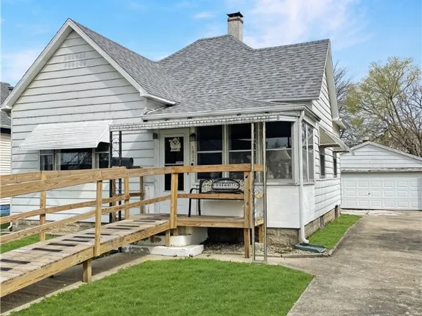 1824 Dakota Ave, Mattoon, IL 61938