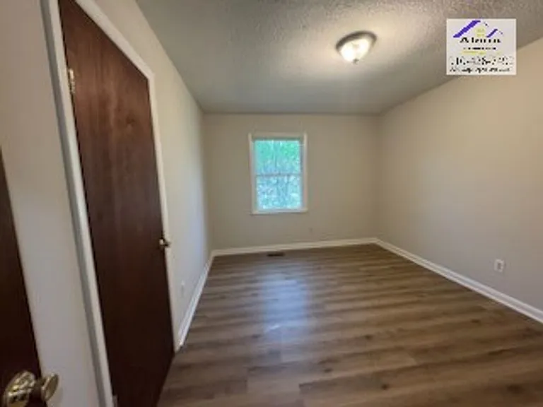 6263 Lake Trail Dr — Photo 17