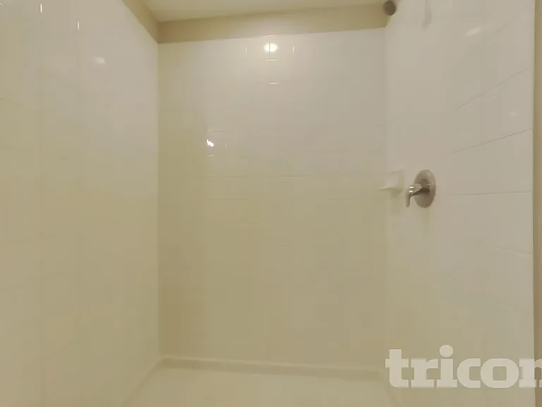 1724 Broad Winged Hawk Dr — Photo 9