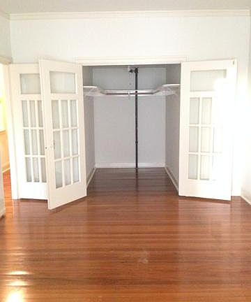4th image of 2085 Sacramento St #402