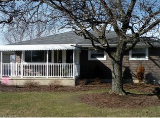 15304 Birchcroft Dr, Brookpark, OH 44142