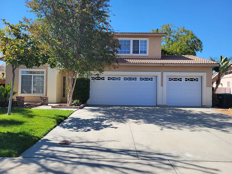 37151 Santa Rosa Glen Dr — Photo 1