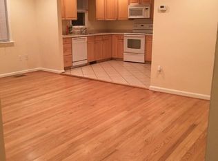 120 River Rd, Edgewater, MD 21037