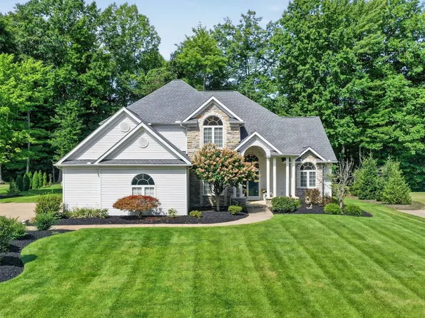 6532 Deer Haven Dr, Painesville, OH 44077