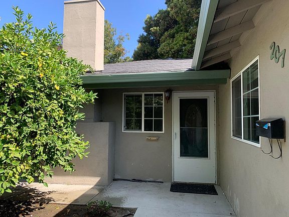 4th image of 207 Sierra Vista Ave