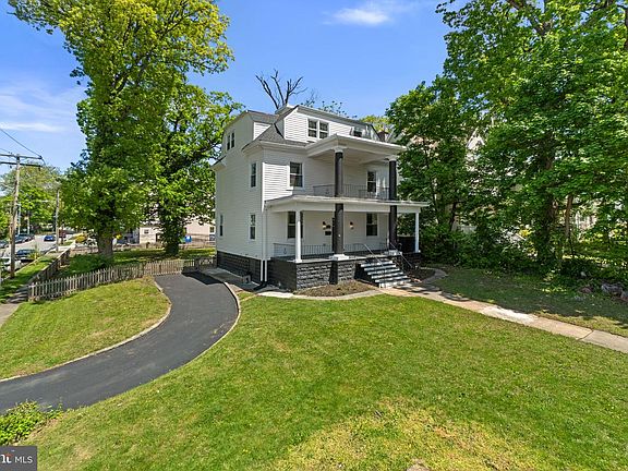 2nd image of 4016 Maine Ave