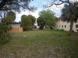 (Undisclosed Address), Fort Lauderdale, FL 33301