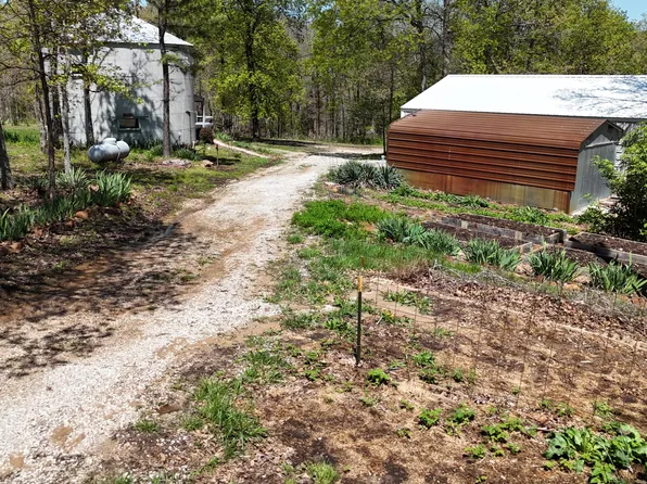 21050 E Hwy M, Stockton, MO 65785