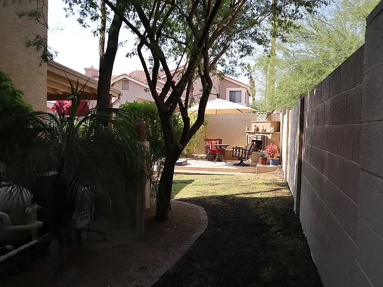 13402 S 38th Pl — Photo 10