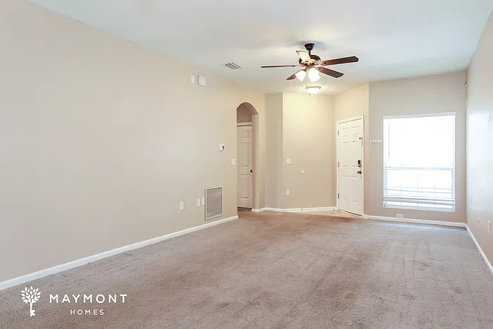8643 Dylan Michael Dr — Photo 4