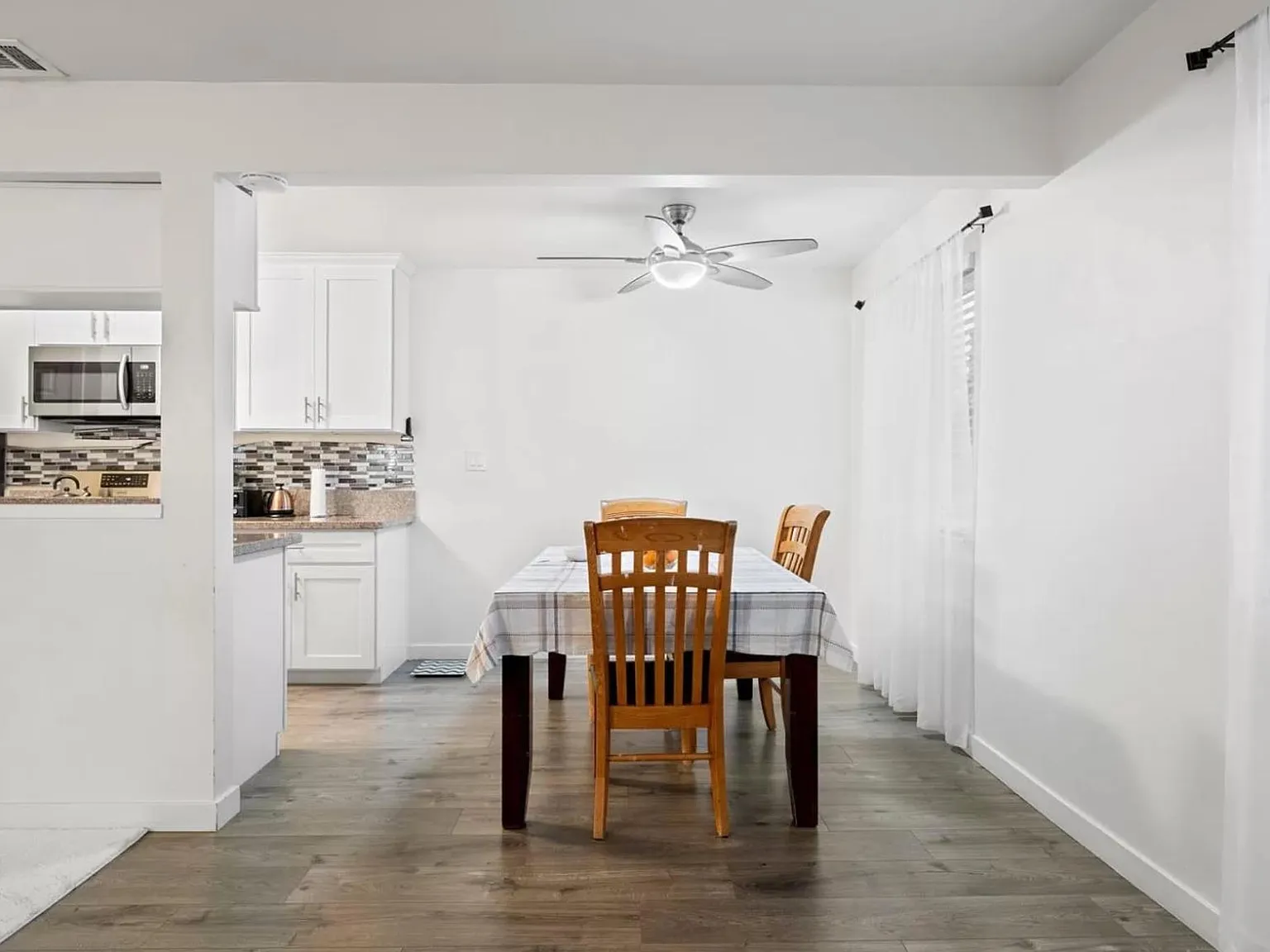 2 bed, 840 sqft, $1,850 — Photo 4