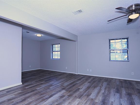 3rd image of 1117 County Road 515