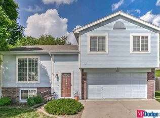1210 Rawhide Rd, Papillion, NE 68046