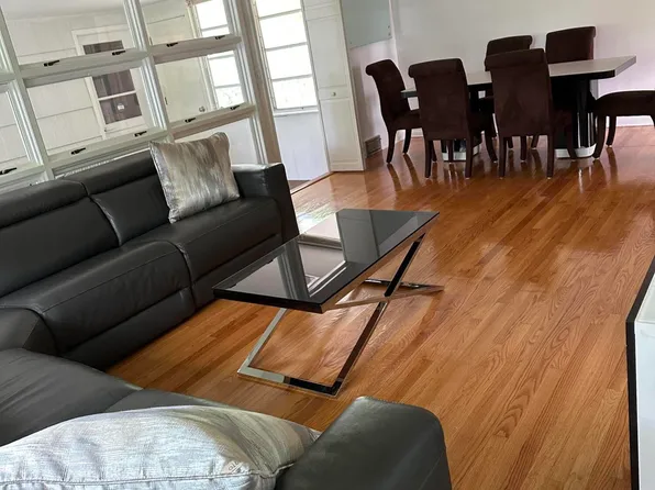 172 Larchwood Ave, Oakhurst, NJ 07755