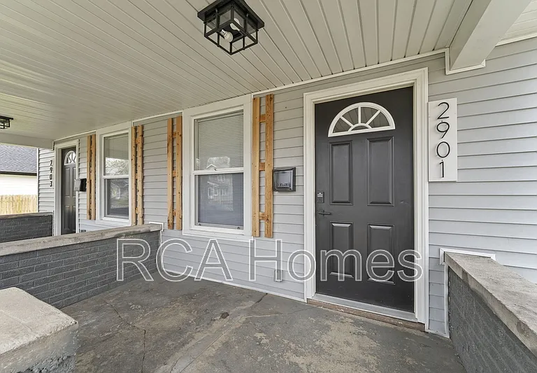 2903 E Michigan St — Photo 3