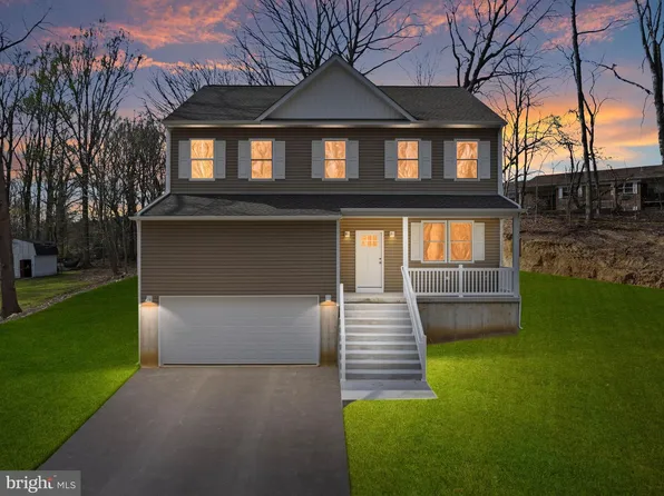 48 Farrier Ave, Turnersville, NJ 08012