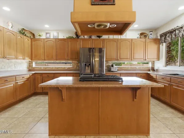 7530 E KAEL Circle, Mesa, AZ 85207