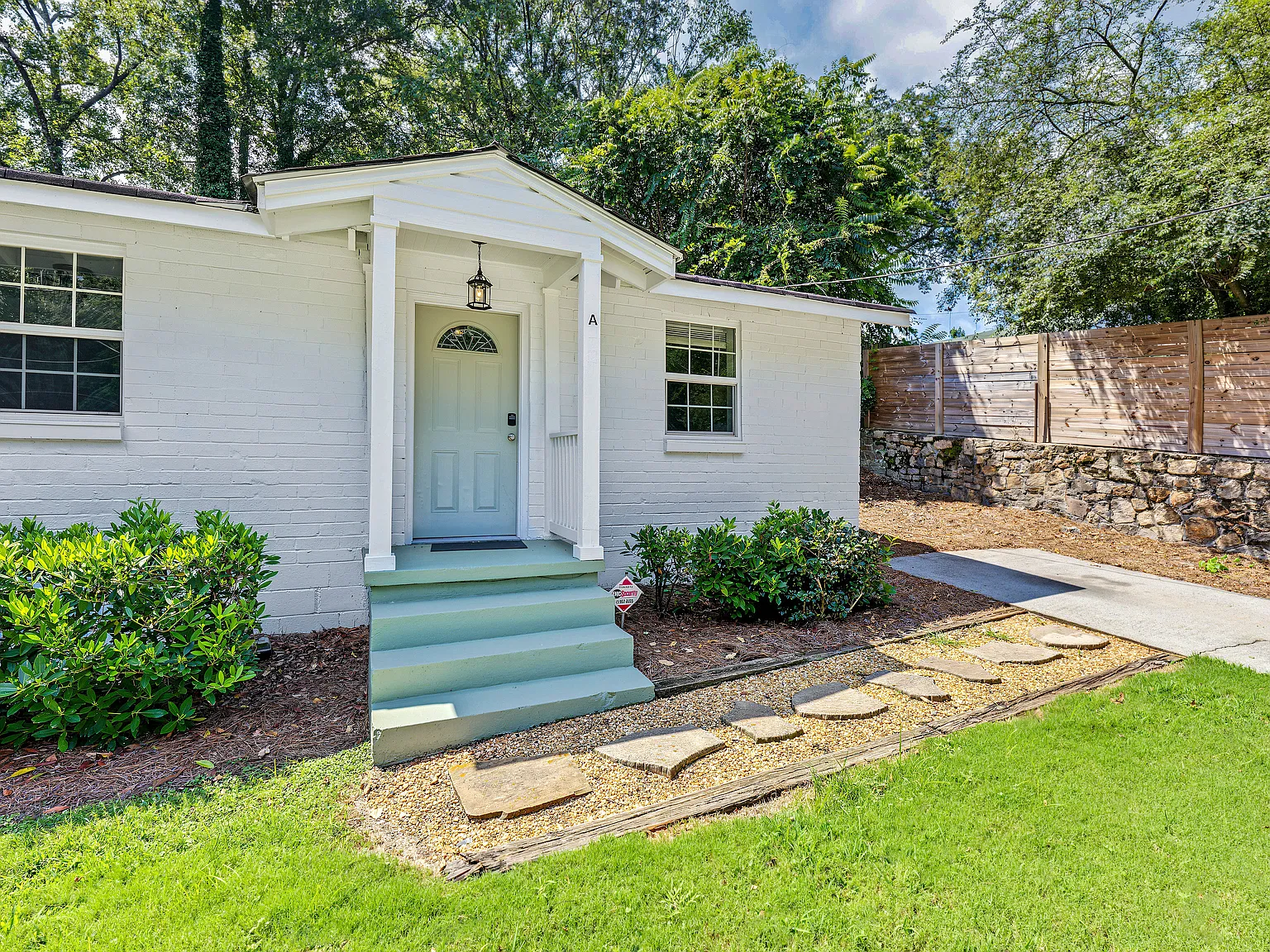 1 bed, 650 sqft, $1,599 — Photo 4