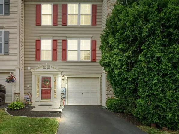 305 Fox Trl, Parkesburg, PA 19365