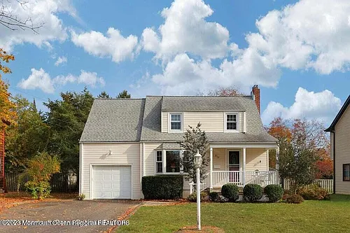 219 Elmwood Rd Photo 1