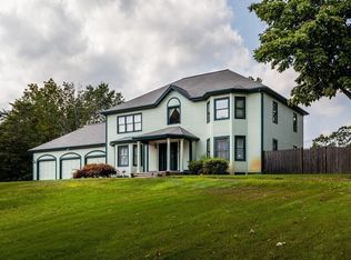 3 Gillis Dr, North Reading, MA 01864
