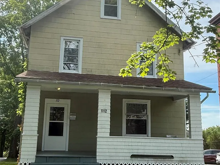 112 Murray Ave — Photo 1