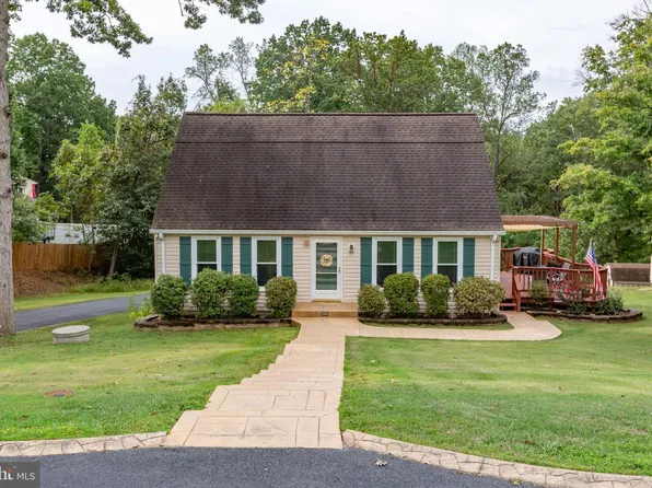 105 Jib Dr, Stafford, VA 22554