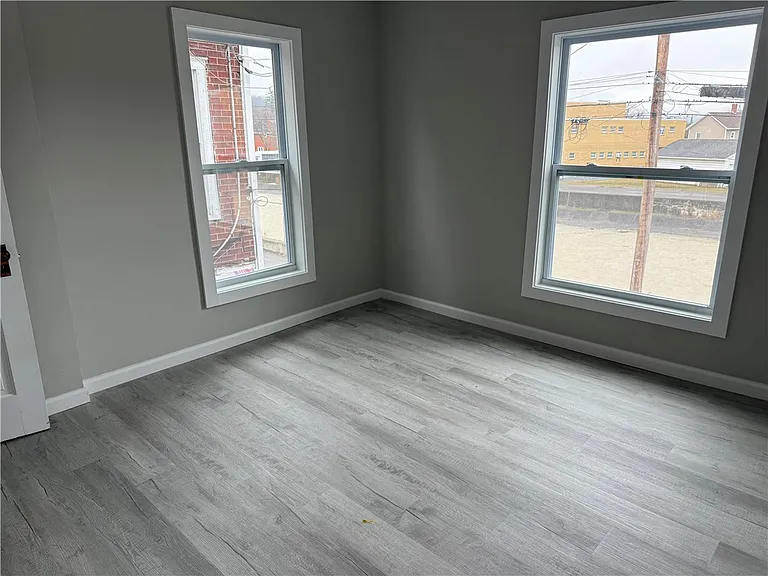 14 Willow Pl — Photo 4