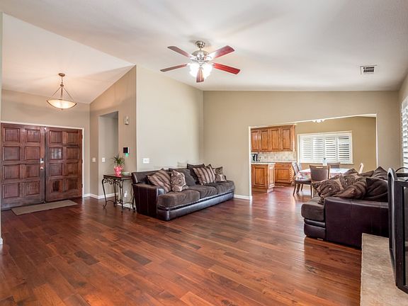 4th image of 2246 Knowlwood Ct